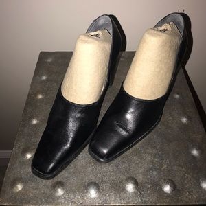 Pepe Jimenez black-size 6 shoe boot